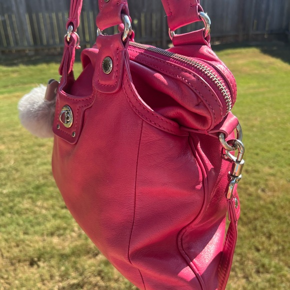 Marc by Marc Jacobs Fuchsia Soft Leather Hobo Slouchy
Shoulder Tote Handbag 🩷 - Picture 6 of 16